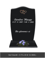 Offer monument – Black granite H70 x W50